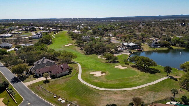Building Photo - 1100 Broken Hills Dr