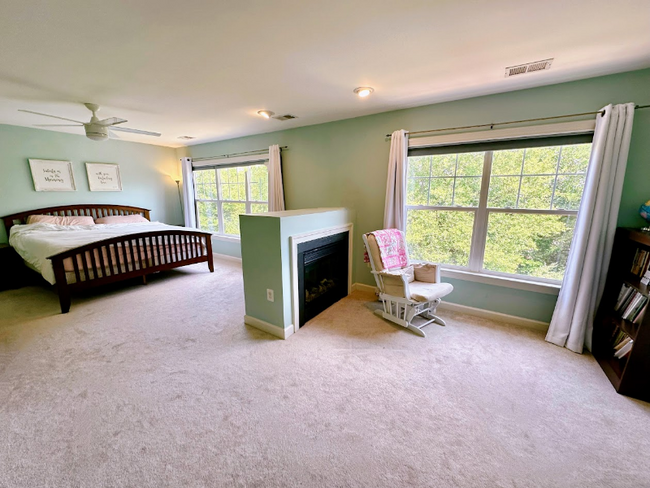 Building Photo - 8273 Glade Bank Dr