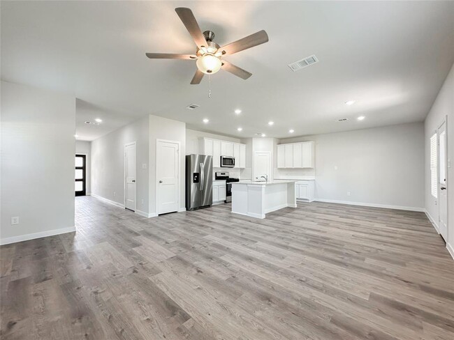 Building Photo - 7806 Alset Dr