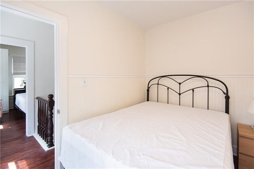 Building Photo - 11 Brewer St