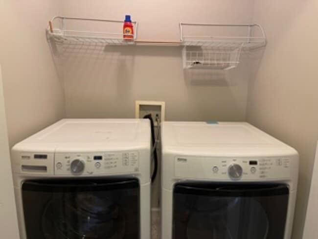 Building Photo - 2705 Cunningham Ct