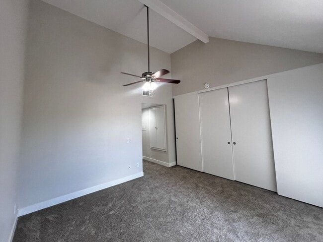 Building Photo - Novato Gem: Beautifully Updated 2-Bedroom Townhome