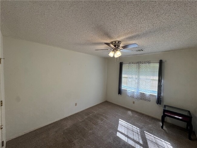 Building Photo - 306 S 11th Pl