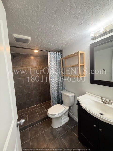 Building Photo - No deposit option for qualified renters wi...