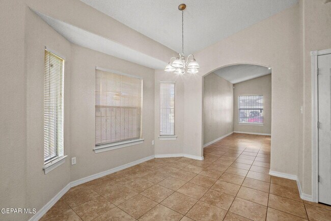 Building Photo - 3148 Sunny Prairie Dr