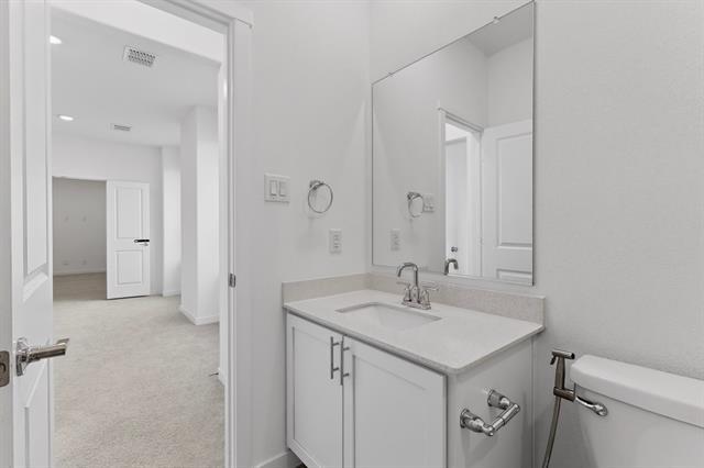 Building Photo - 212 Invermore Dr