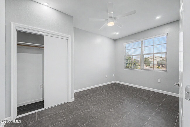 Building Photo - 30731 W Monterey Dr