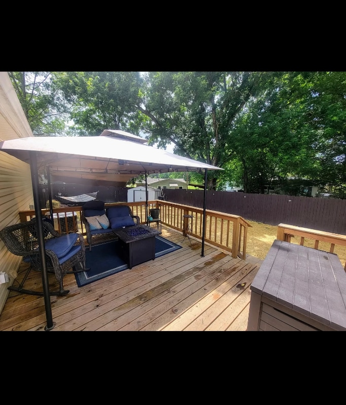 Building Photo - 1502 Elrod St SE