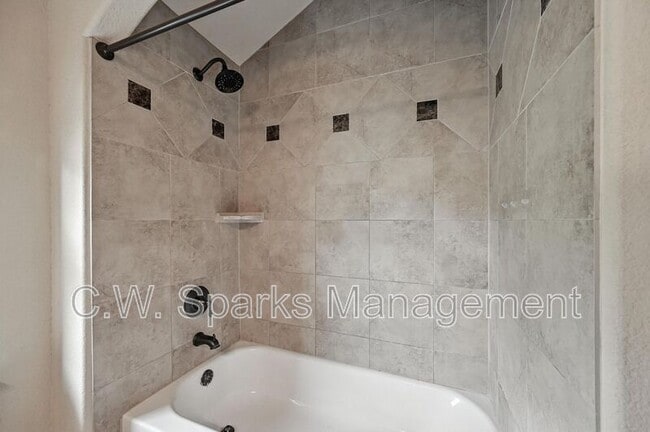 Building Photo - 5535 Willis Ave