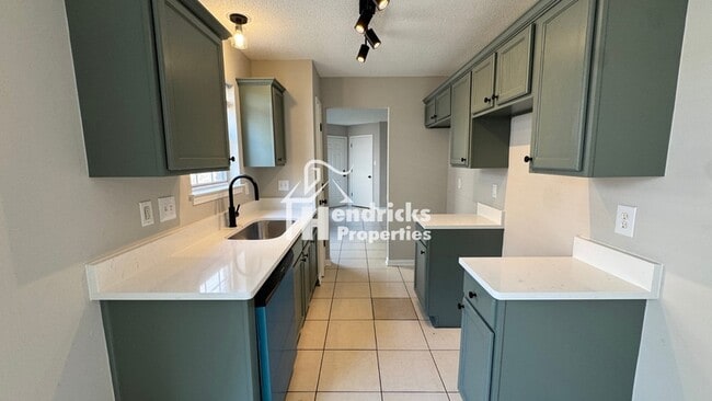Building Photo - 7963 Marsha Woods Dr