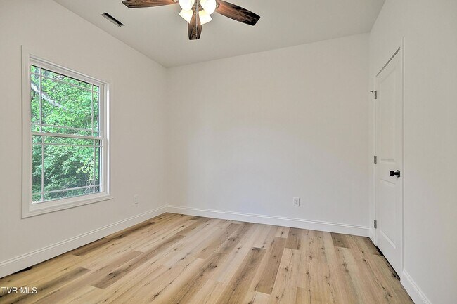 Building Photo - 703 Swadley Rd