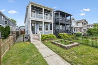 Building Photo - 6216B California Ave