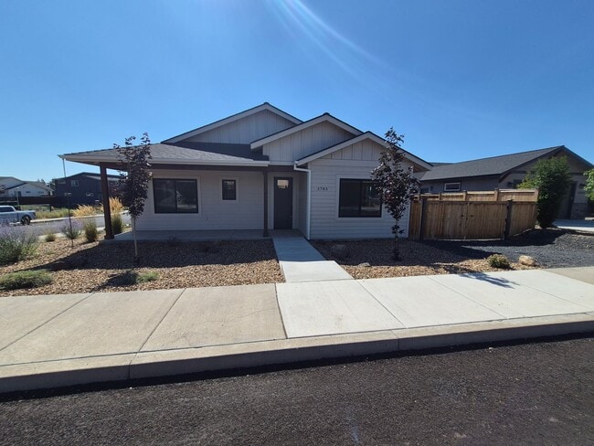 Building Photo - 3783 SW 47th St