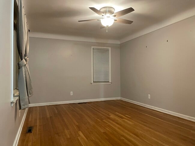 Building Photo - Mayfield