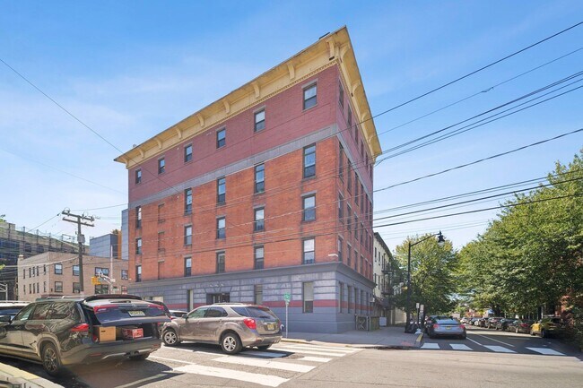 Building Photo - 236 Newark Ave