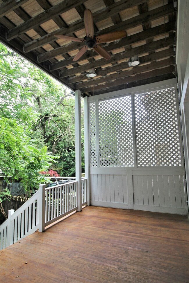 Building Photo - 1511 Bolton St