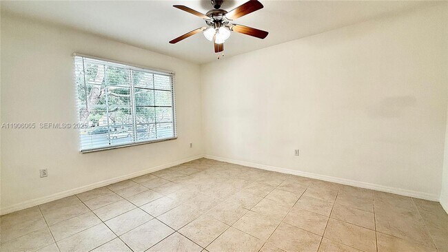 Building Photo - 4211 San Marino Blvd