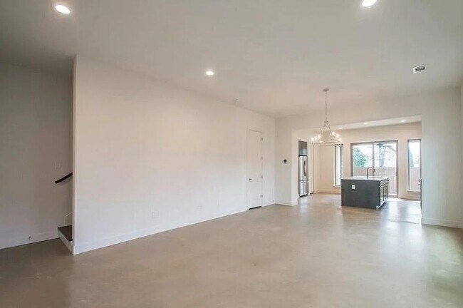 Building Photo - 3723 Harley Ave