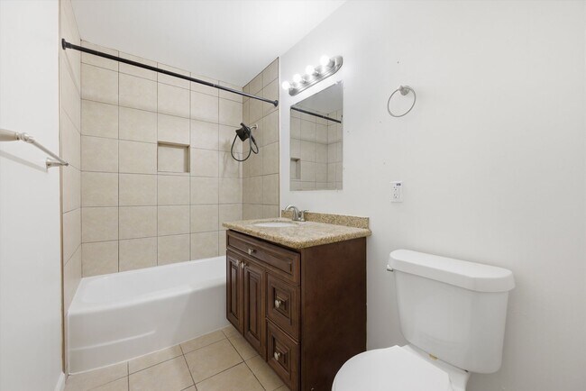 Building Photo - Spacious 3BR Home with Sunroom, Bonus Room & Large Yard
