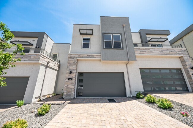 Primary Photo - Immaculate New Build Just Steps from Laker...