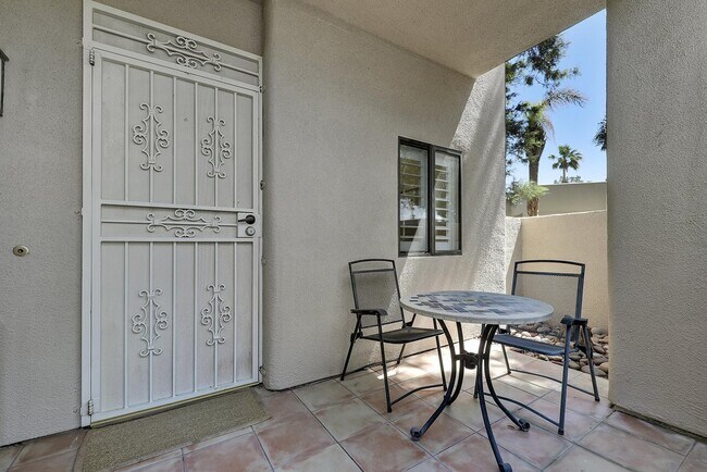 Building Photo - 28346 Desert Princess Dr