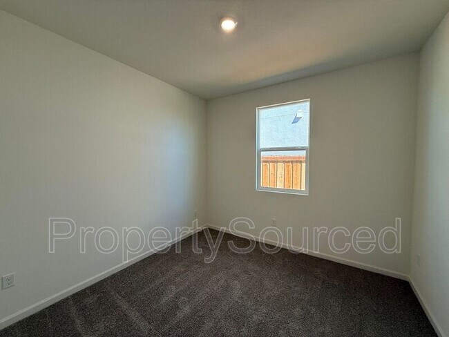 Building Photo - 2454 Cortese St