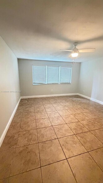 Building Photo - 6980 NW 186th St