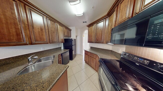 Building Photo - 831 Pipers Cay Dr