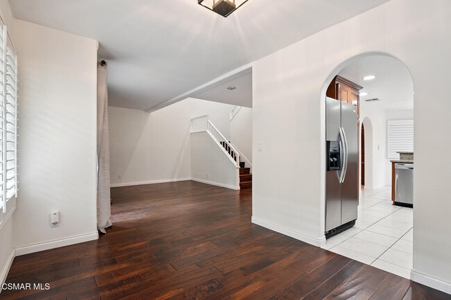 Building Photo - 29723 Strawberry Hill Dr