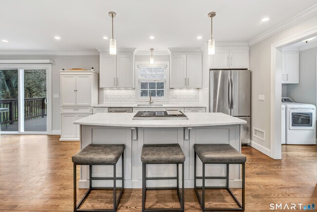 Building Photo - 44 Morehouse Hwy