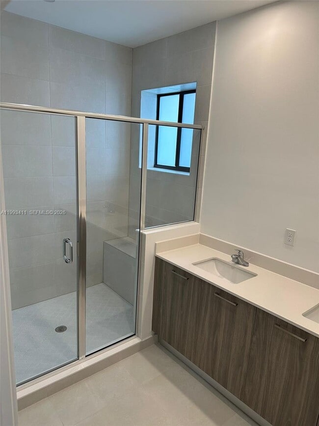 Building Photo - 13665 SW 157th Ct