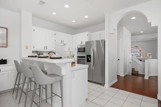 Building Photo - 7122 Calabria Ct