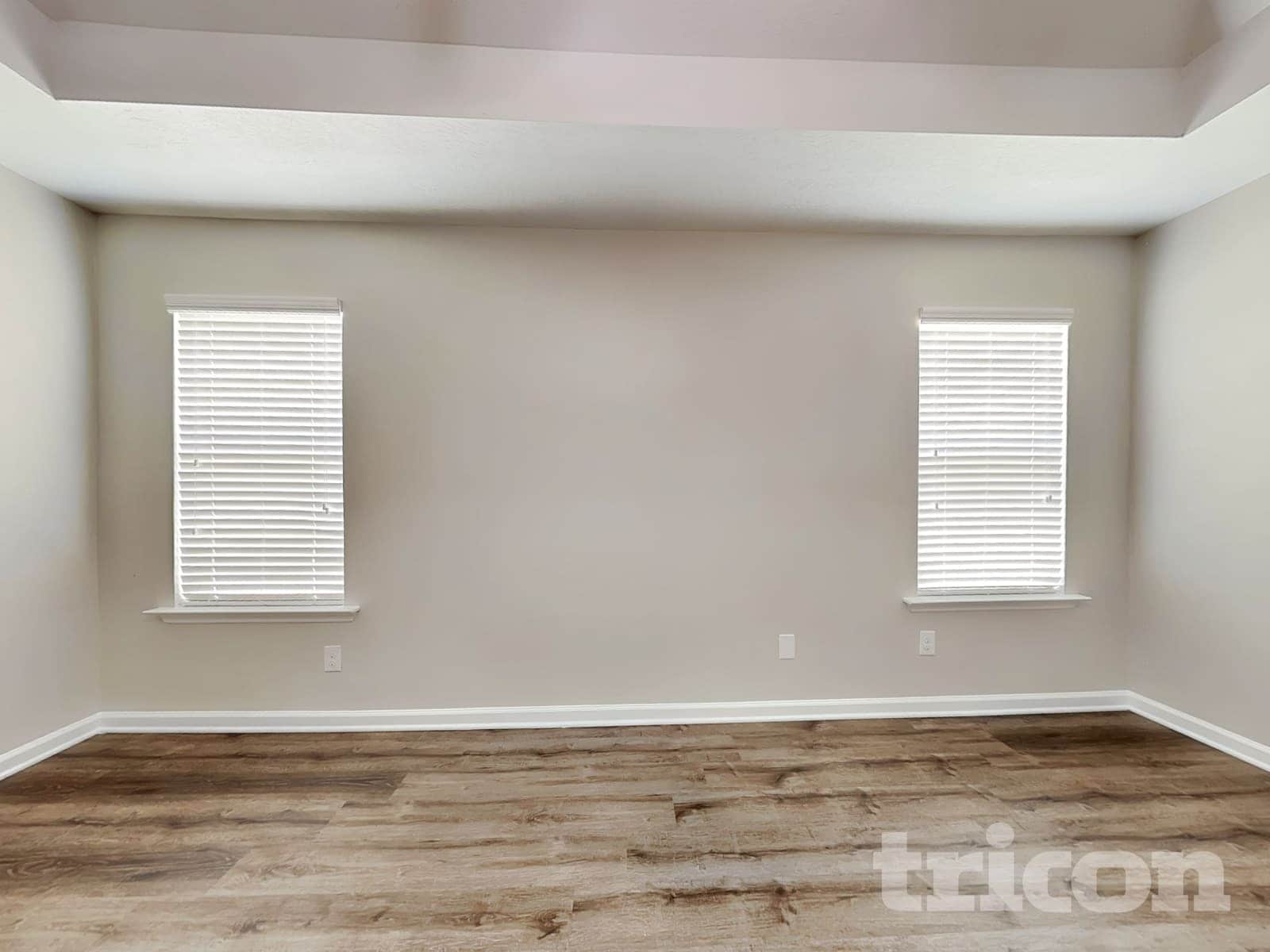 Building Photo - 1329 Royal Oak St