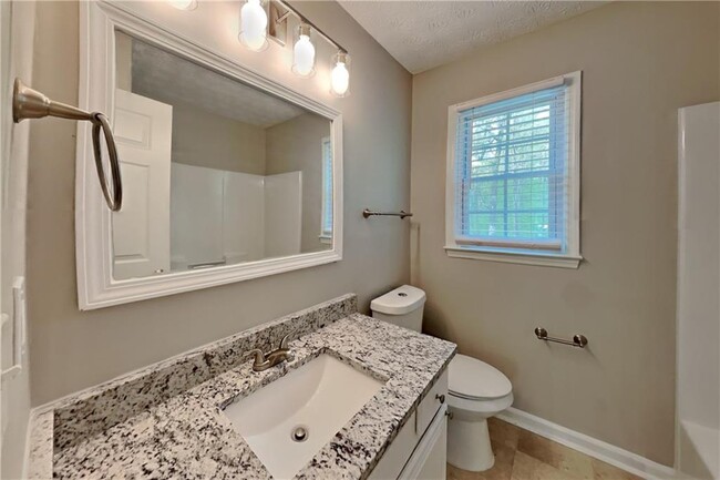 Building Photo - 1311 Bustling Ln SW