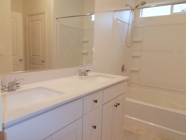 Building Photo - Charming 3-Bedroom Home in North Las Vegas!