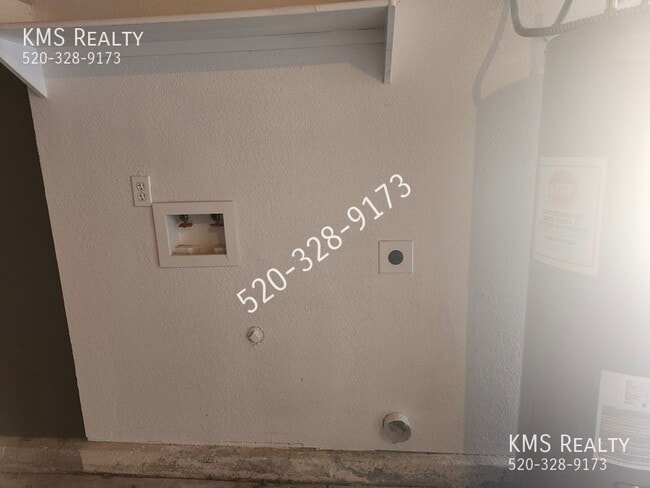 Building Photo - 5218 W Wood Owl Dr