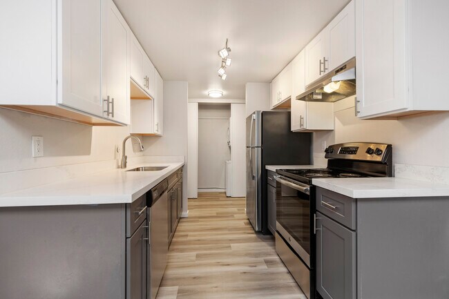 Building Photo - The Magnolia Collection - Magnolian, Magno...