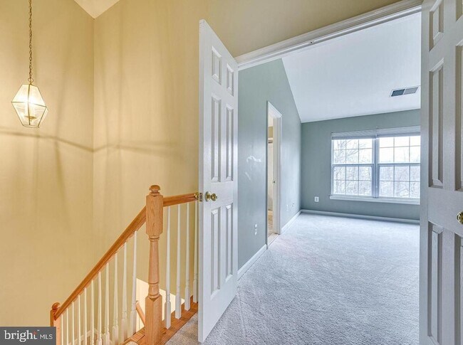 Building Photo - 11485 Carriage Gate Ct