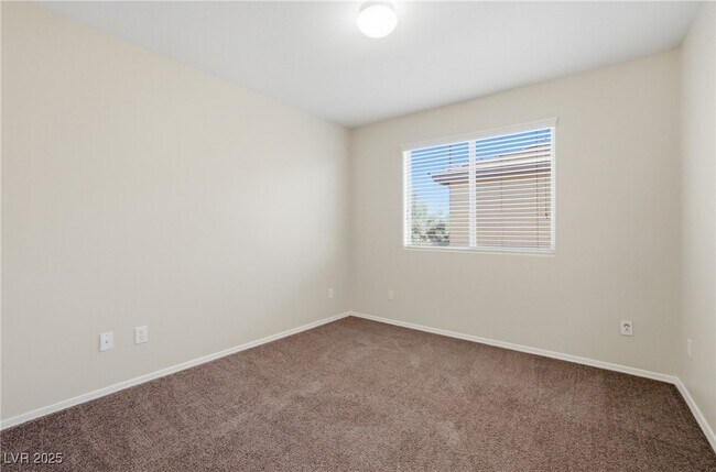 Building Photo - 8208 W Wildwood Glen Dr