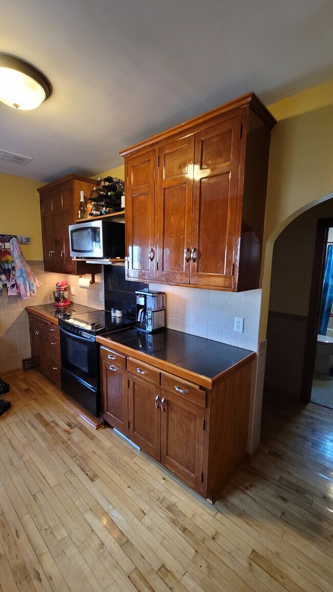 Floor 1 Kitchen - 638 Adams St NE