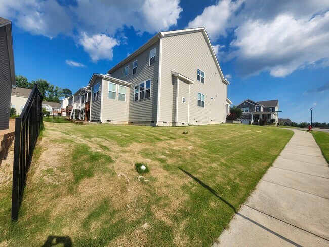 Building Photo - 2596 Vining Br Wy
