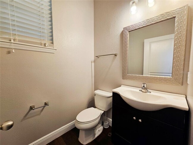 Building Photo - 11867 Verrazano Dr