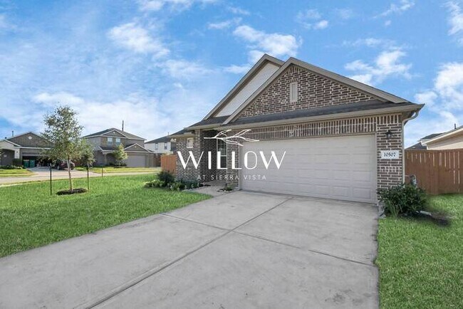 Building Photo - Spacious 4-Bedroom Home in a GREAT Community!