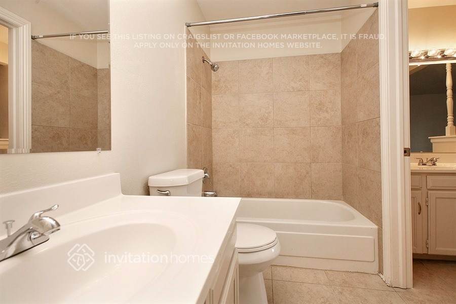 Building Photo - 4680 Crown Blvd