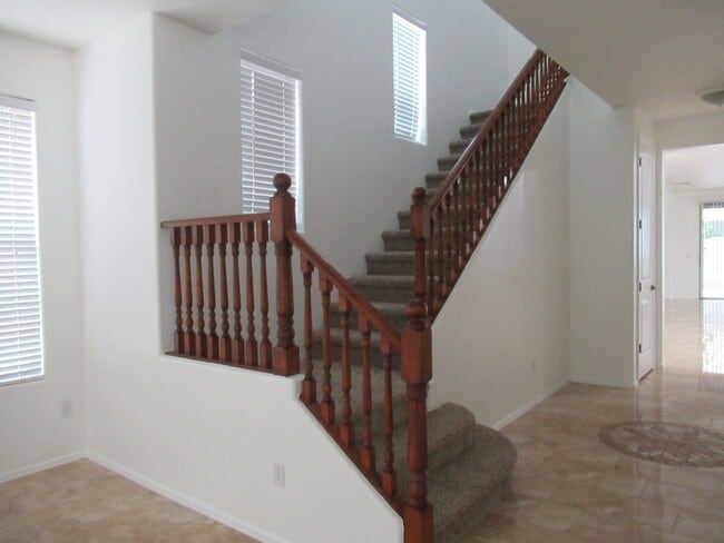 Building Photo - Beautiful Home in Gilbert!