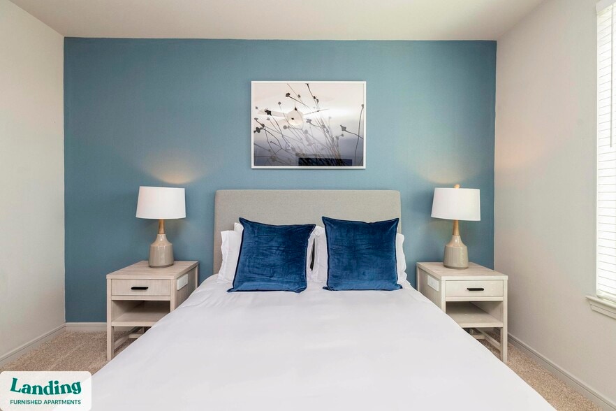 Primary Photo - 10051 Perimeter Station Dr