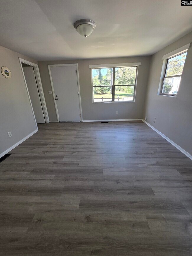 Building Photo - 4030 Gonzales Ave