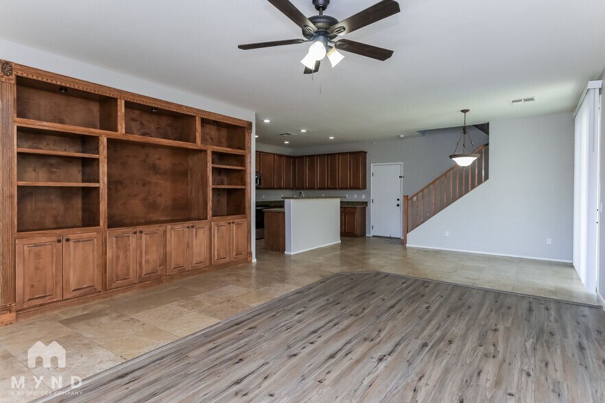 Building Photo - 1348 S Loback Ln