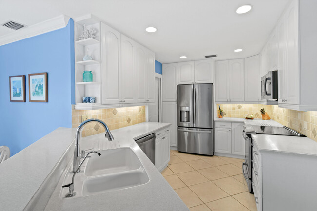 Building Photo - 1113 Ocean Dunes Cir