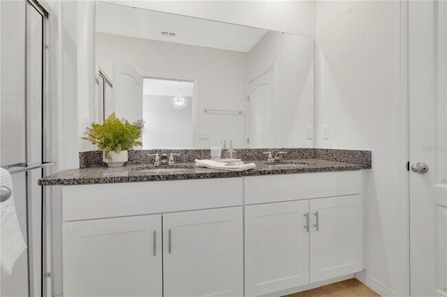 Building Photo - 7699 Oakmoss Loop